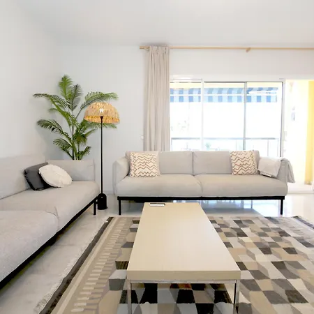 Port Seashore * Estepona