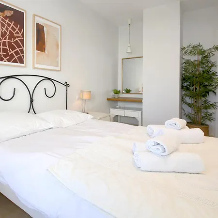 Port Seashore Apartment *