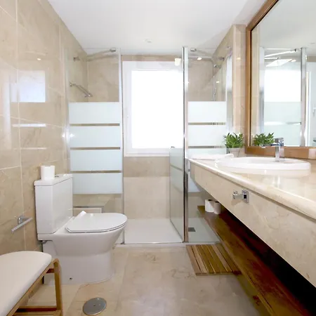 Port Seashore Apartment *