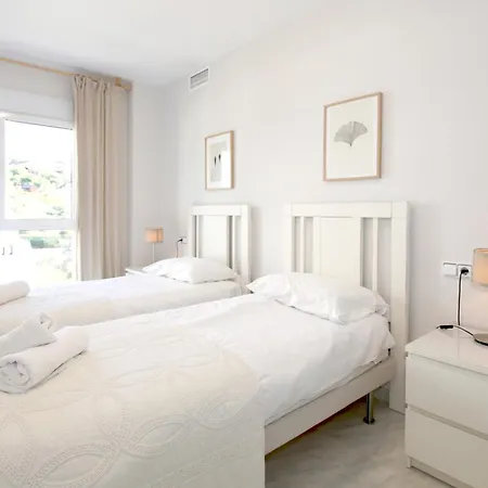 Port Seashore Apartment *