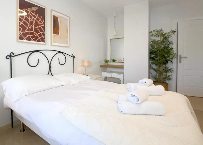 Port Seashore Apartment *