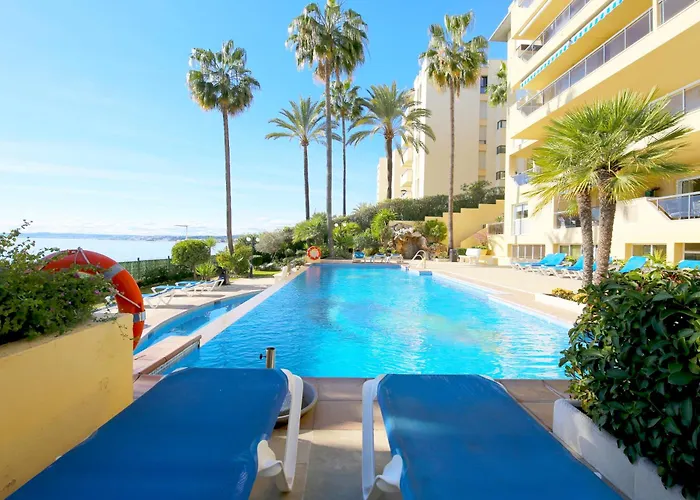 Port Seashore * Estepona